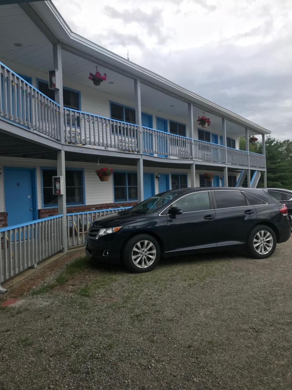 Four Seasons Motor Inn Twin Mountain Экстерьер фото