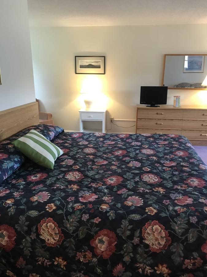 Four Seasons Motor Inn Twin Mountain Экстерьер фото